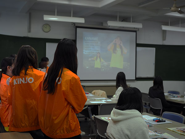 ビジネス実務学科の様子